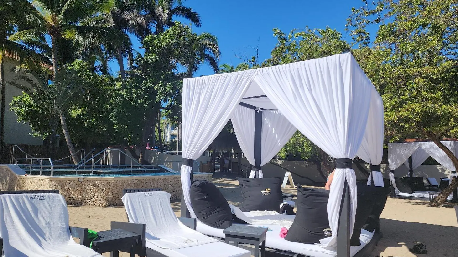 Hotel Lifestyle Holiday Vacation Resort Residential Suites Mandatory All-Inclusive Fee Due At Check-In Maggiolo